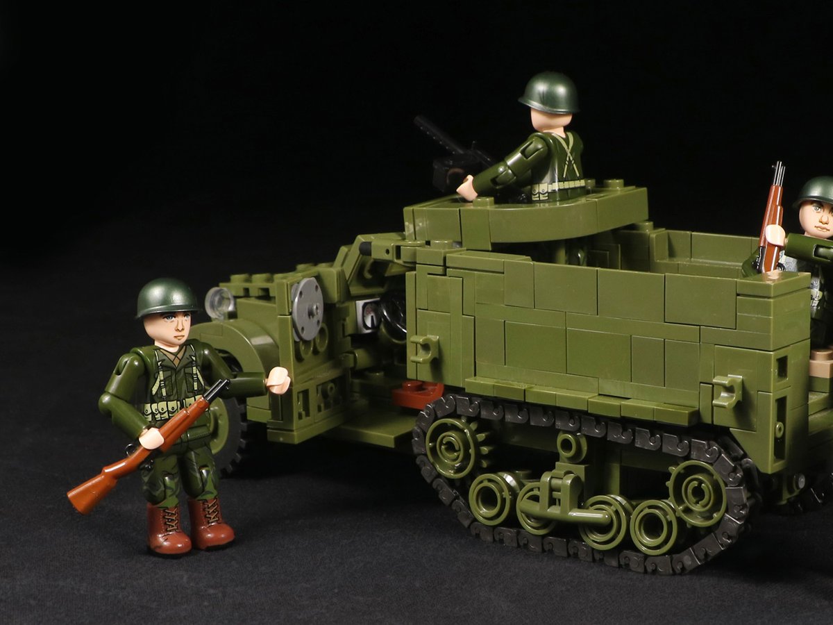 ミリタリー U.S. 1-1/2 Ton Personnel Carrier U.S. M3A1 half-track Armoured Personnel Carrier -