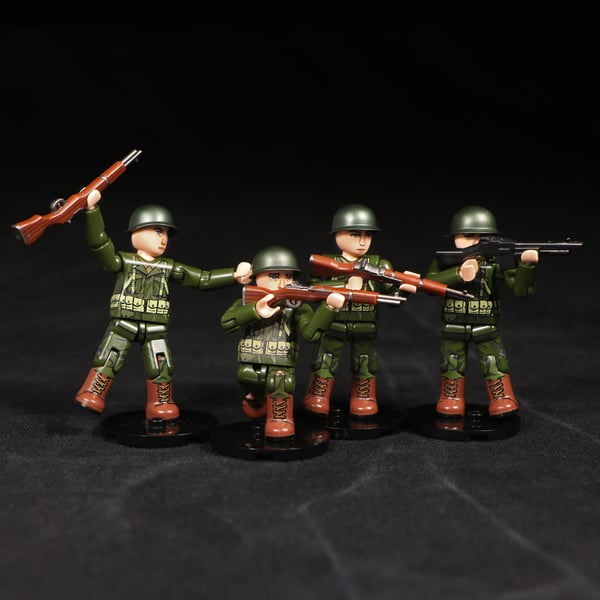 WW2 American Infantry Rifleman Midfigure 4-Men Squad